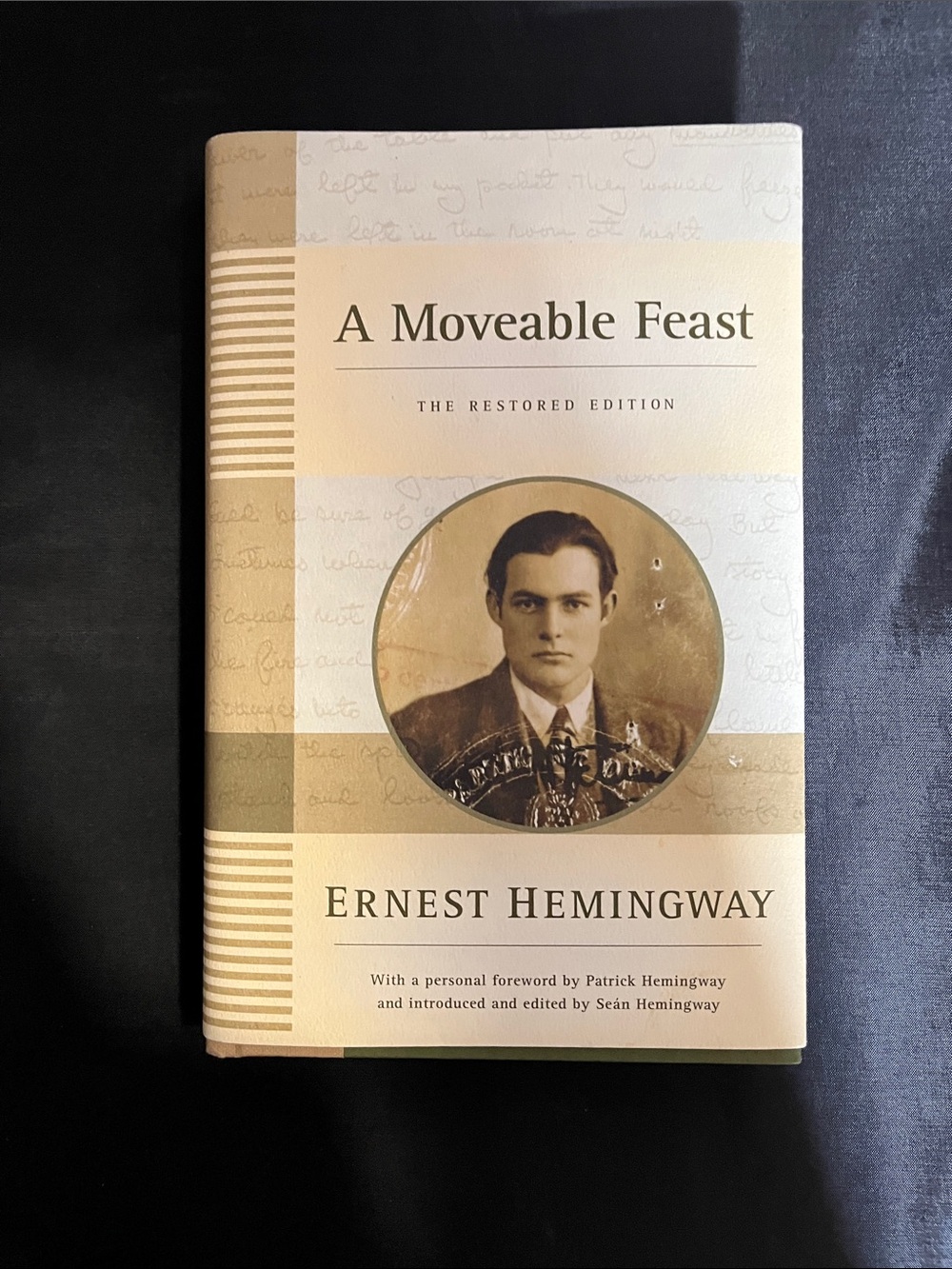 A Moveable Feast by Ernest Hemingway - Beige & Cream Cover